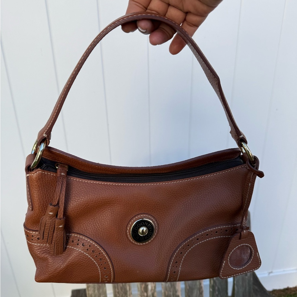 Dooney‎ & Bourke Tan Pebbled Leather Zipper Closure Hobo Shoulder Bag W